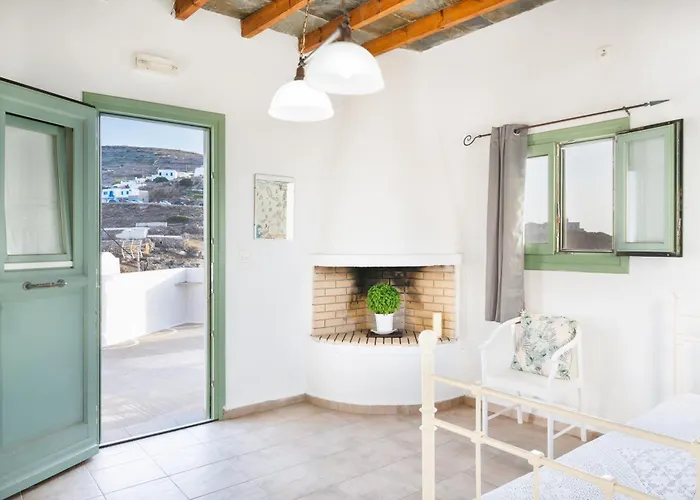 Paros